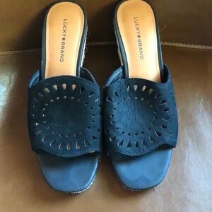 Luck Brand Mindiya black suede slide wedge cut out designs like new 7